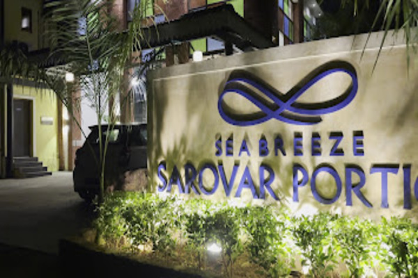 Sea Breeze Max Resort