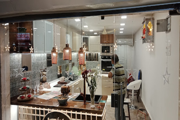 Bombay Furniture & Decorators