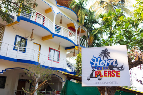 Horn Ok Please The Goa Hostel