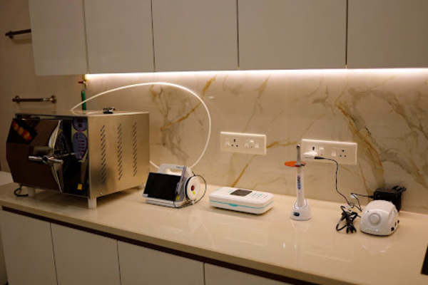 Dentique Dental Clinic